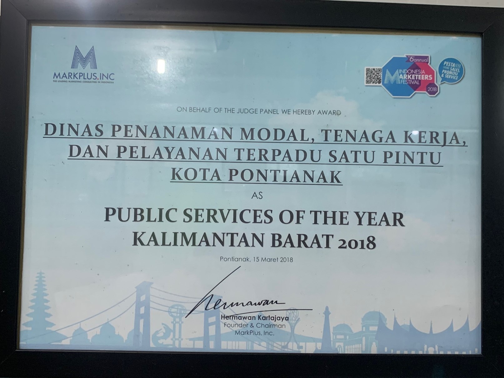 Foto Public Service of The Year Kalimantan Barat 2018